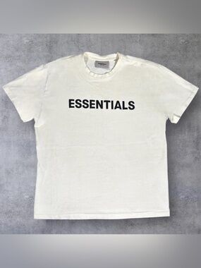 Fear Of God Essentials Spellout Appliqué Logo T Shirt Cream